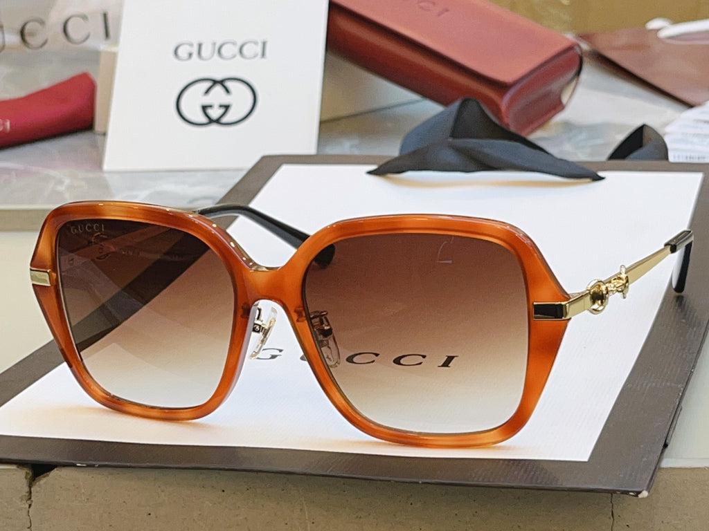 Gucci GG2055SA Fashion Gray Lens Sunglasses for Men & Women - detail image 5