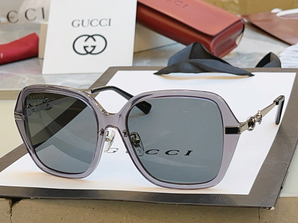 Gucci GG2055SA Fashion Gray Lens Sunglasses for Men & Women - detail image 4
