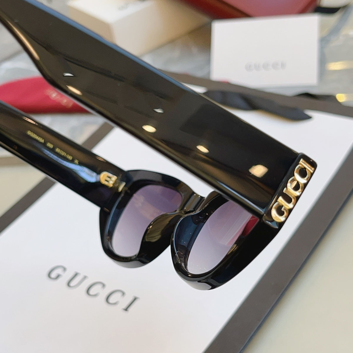 Gucci GG2044SA Fashion Brown Lens Sunglasses for Men & Women - detail image 7