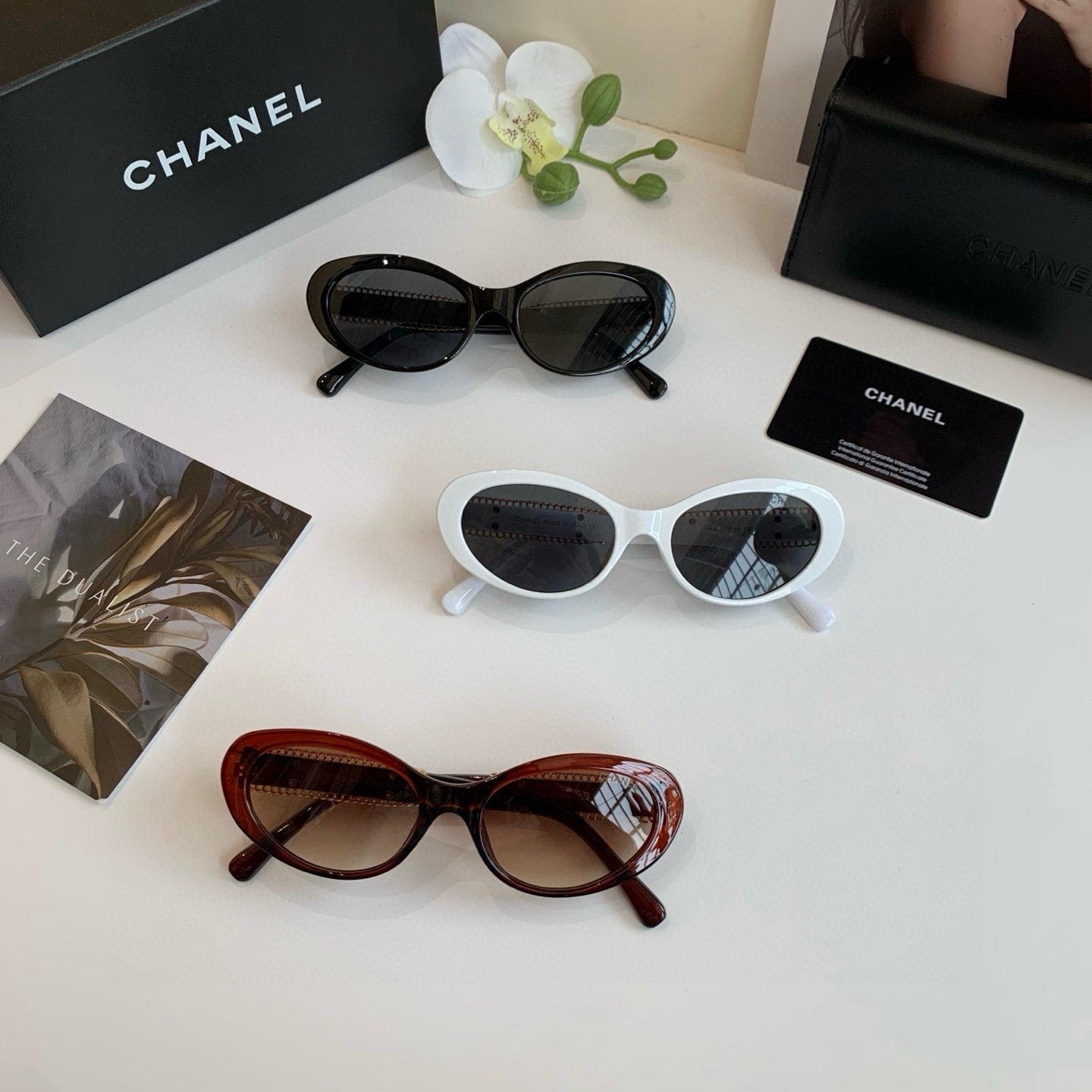 Chanel Fashion Red Lens Sunglasses for Men & Women - 382204 - detail image 2