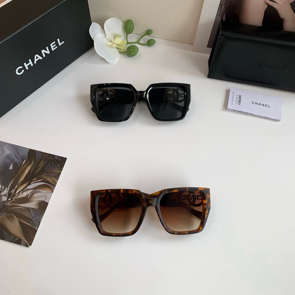 Chanel Square Black Lens Sunglasses for Men & Women - 398471 - detail image 2
