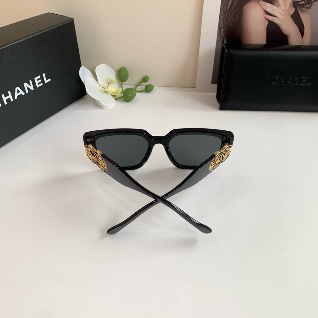 Chanel Square Black Lens Sunglasses for Men & Women - 398472 - detail image 4