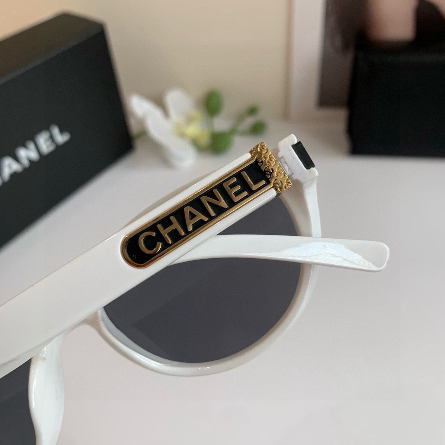 Chanel Fashion Silver Lens Sunglasses for Men & Women - 486645