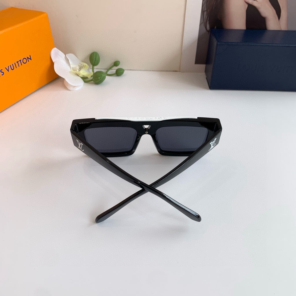 Louis Vuitton Square Black Lens Sunglasses for Men & Women - 158086 - detail image 2