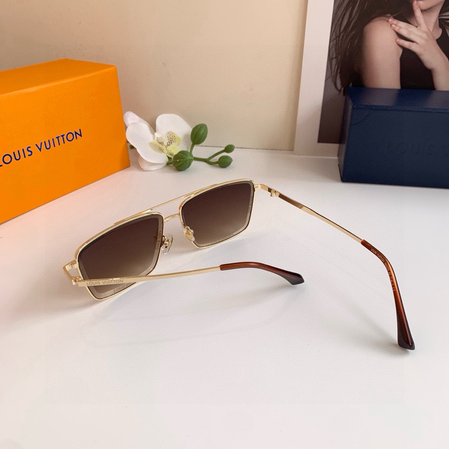 Louis Vuitton Metal Square Red Lens Sunglasses for Men & Women - 414873 - detail image 2
