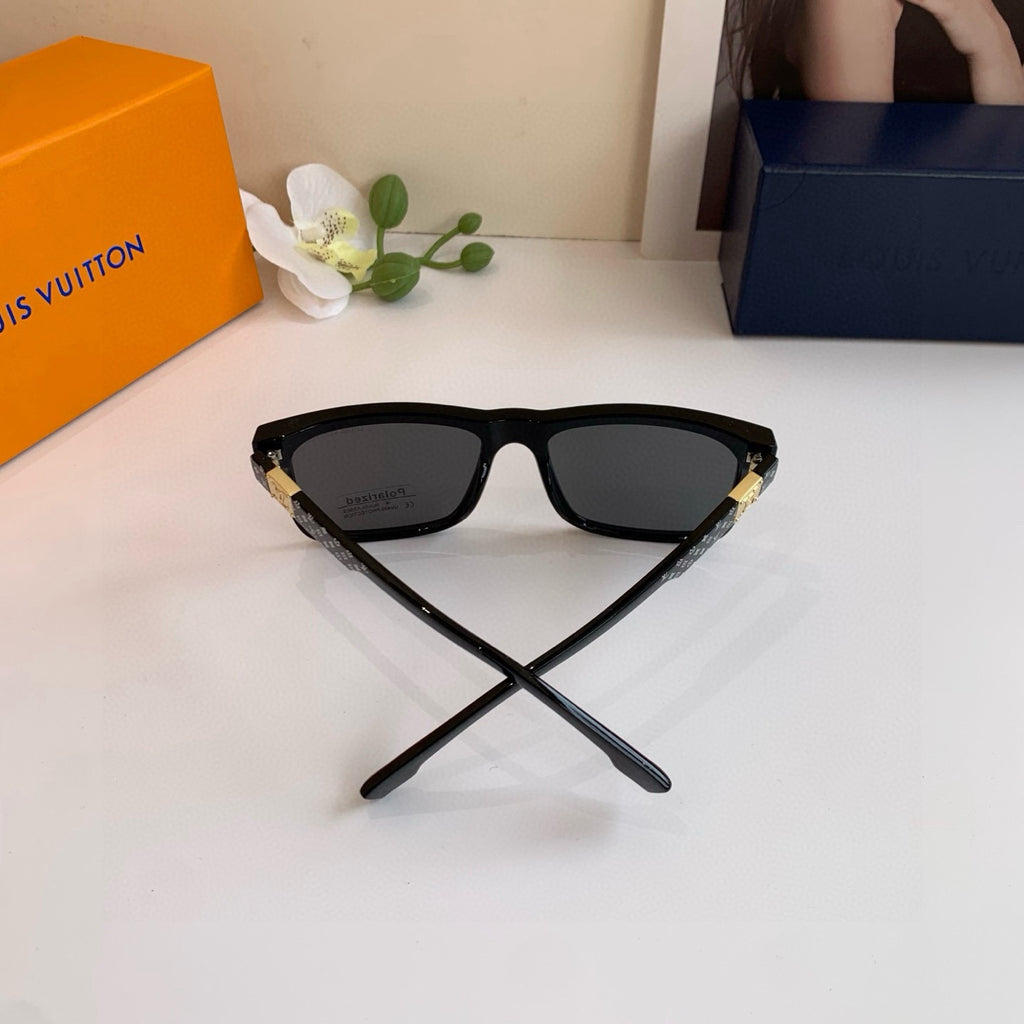 Louis Vuitton Square Black Lens Sunglasses for Men & Women - 158118 - detail image 4