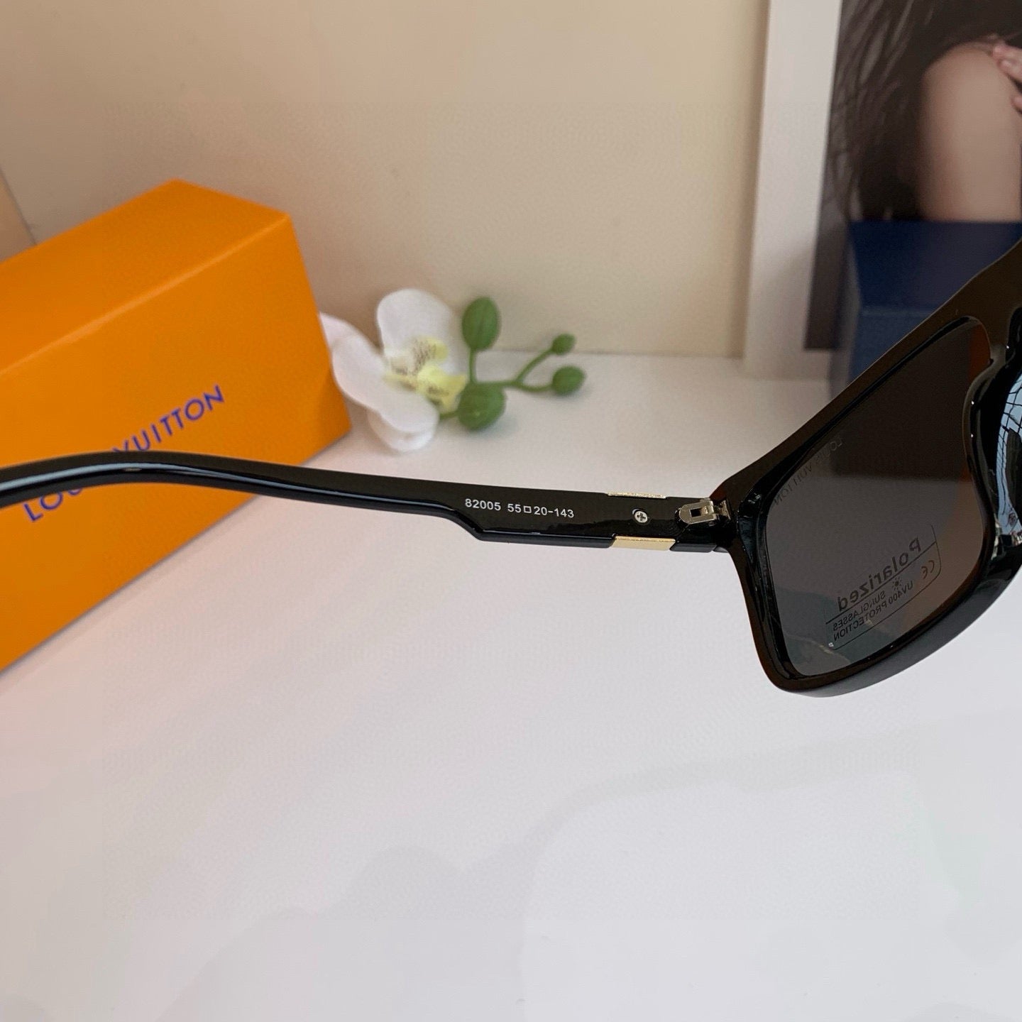 Louis Vuitton Square Black Lens Sunglasses for Men & Women - 158118