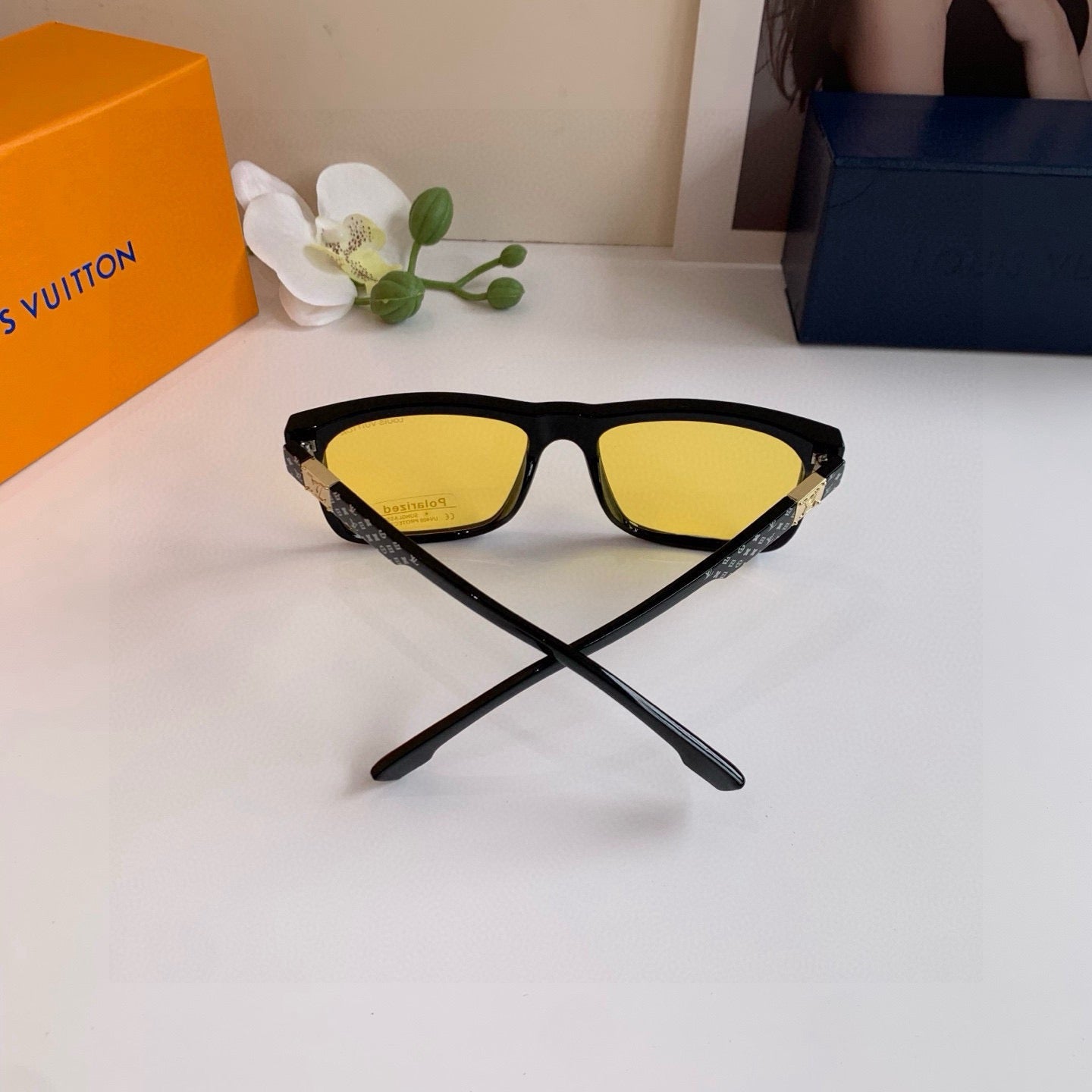 Louis Vuitton Square Orange Lens Sunglasses for Men & Women - 158119 - detail image 2