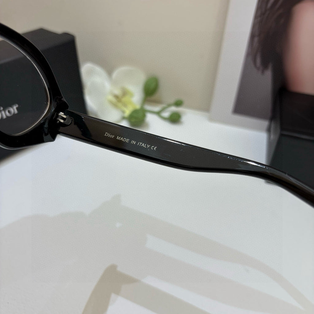 Dior Fashion Black Lens Sunglasses for Men & Women - 415404
