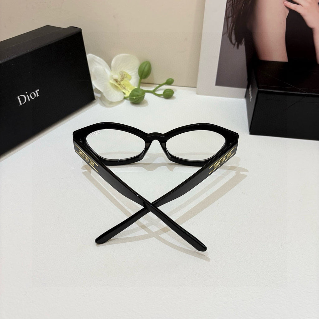 Dior Fashion Black Lens Sunglasses for Men & Women - 415404 - detail image 2