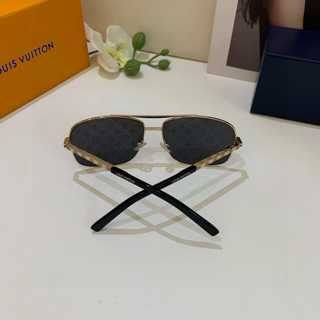 Louis Vuitton Aviator Silver Lens Sunglasses for Men & Women - 158122