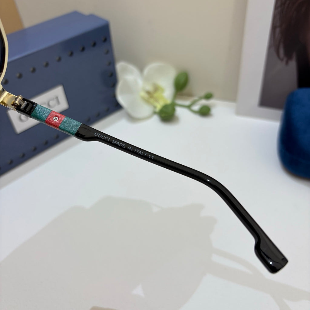 Gucci Polarized Aviator Black Lens Sunglasses for Men & Women