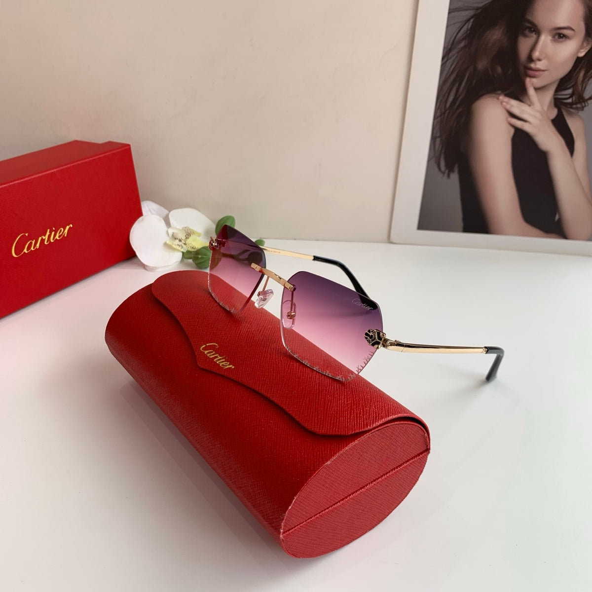 Cartier Lightweight Rimless Purple Lens Sunglasses for Men & Women - 158524 - detail image 3