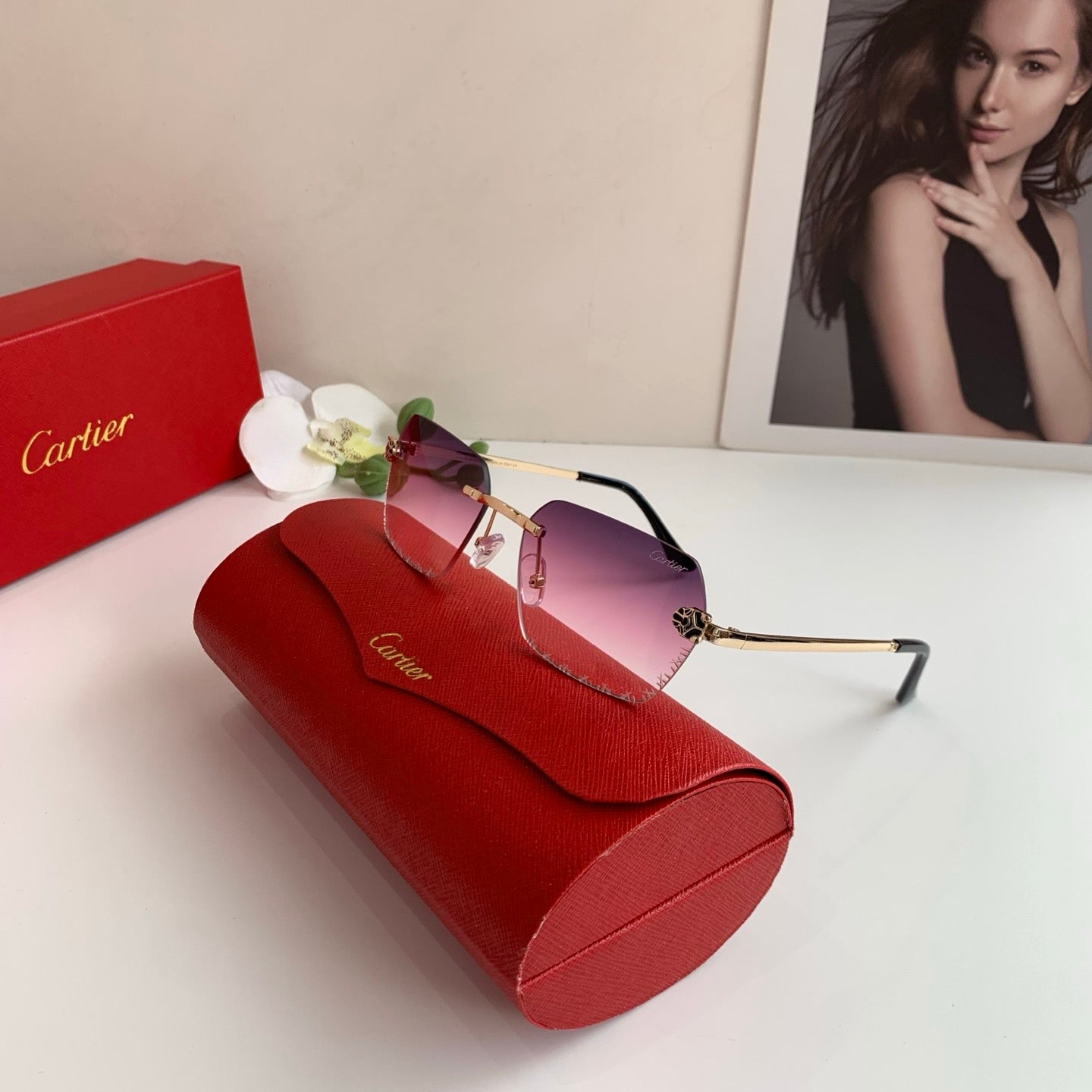 Cartier Lightweight Rimless Purple Lens Sunglasses for Men & Women - 158524 - detail image 3