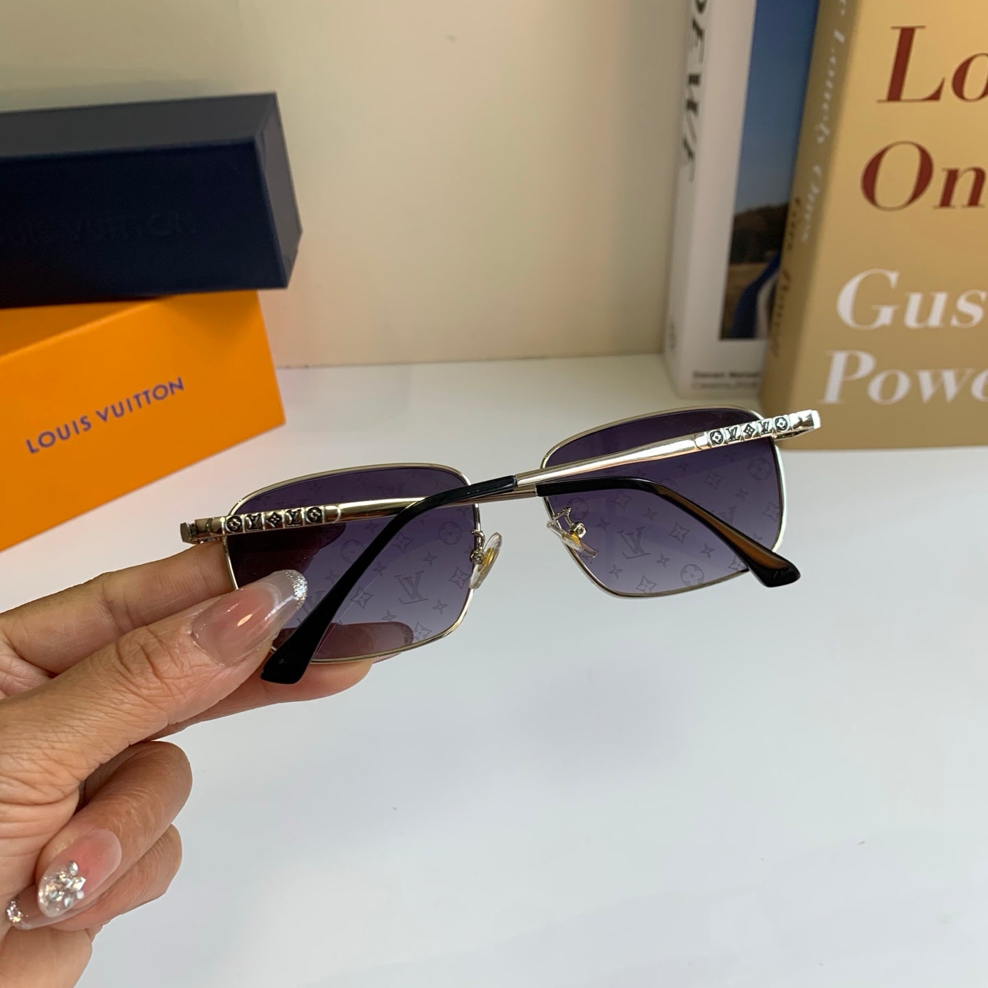 Louis Vuitton Metal Square Silver Lens Sunglasses for Men & Women - 158156 - detail image 7
