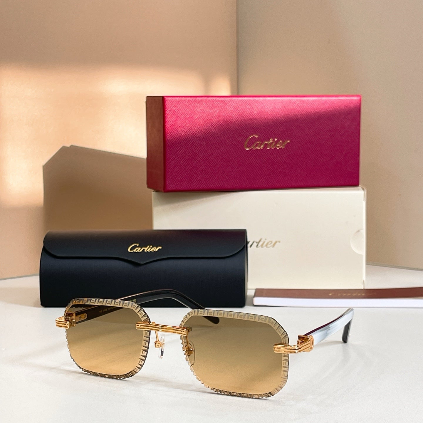 Cartier CT0782S Photochromic Fashion Black Lens Sunglasses for Men & Women - detail image 2