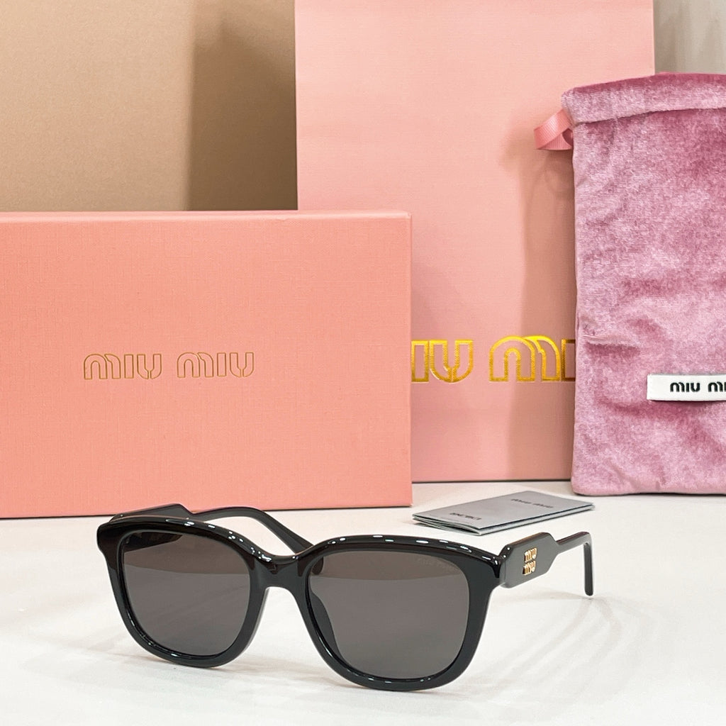 Miu Miu 02ZV-F Fashion Pink Lens Sunglasses for Men & Women - detail image 8