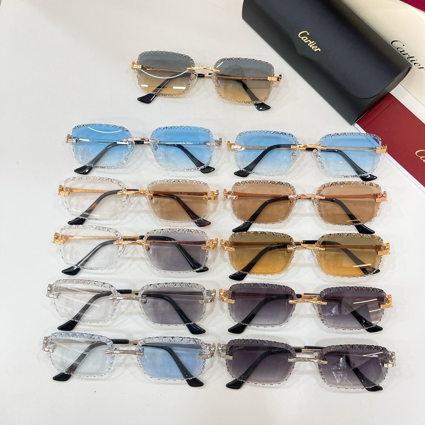 Cartier CT0803S Photochromic Fashion Black Lens Sunglasses for Men & Women - detail image 6