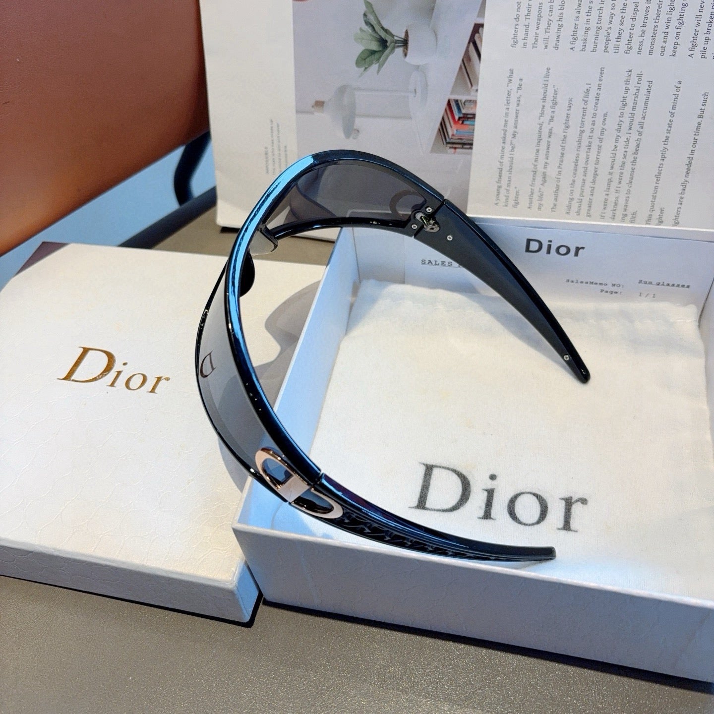 Dior Fashion Blue Lens Sunglasses for Men & Women - 431870 - detail image 2