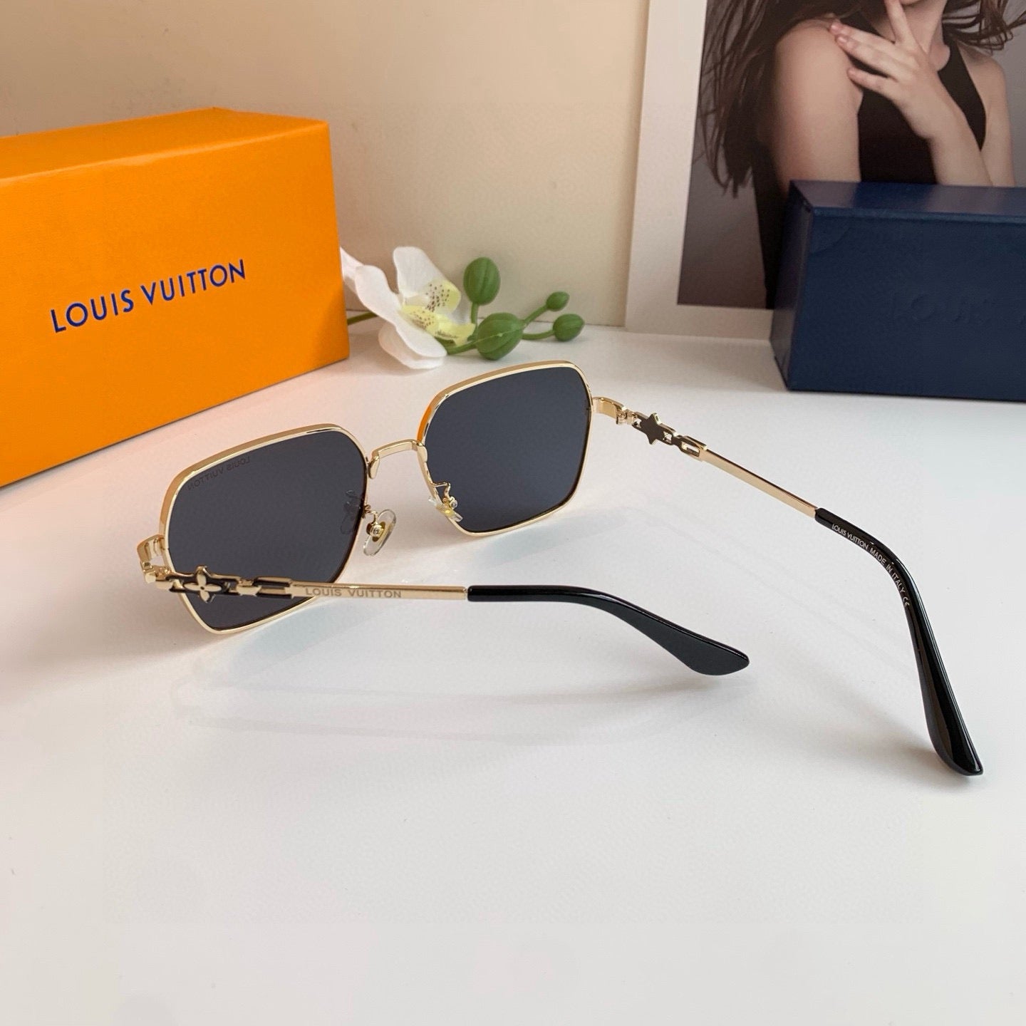 Louis Vuitton Metal Square Black Lens Sunglasses for Men & Women - 464770 - detail image 3