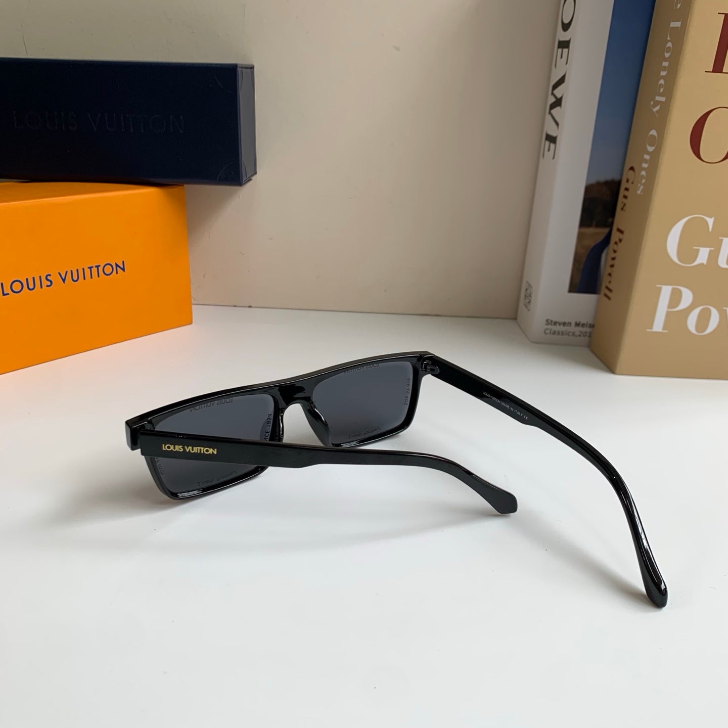 Louis Vuitton Square Gray Lens Sunglasses for Men & Women - 464766 - detail image 6