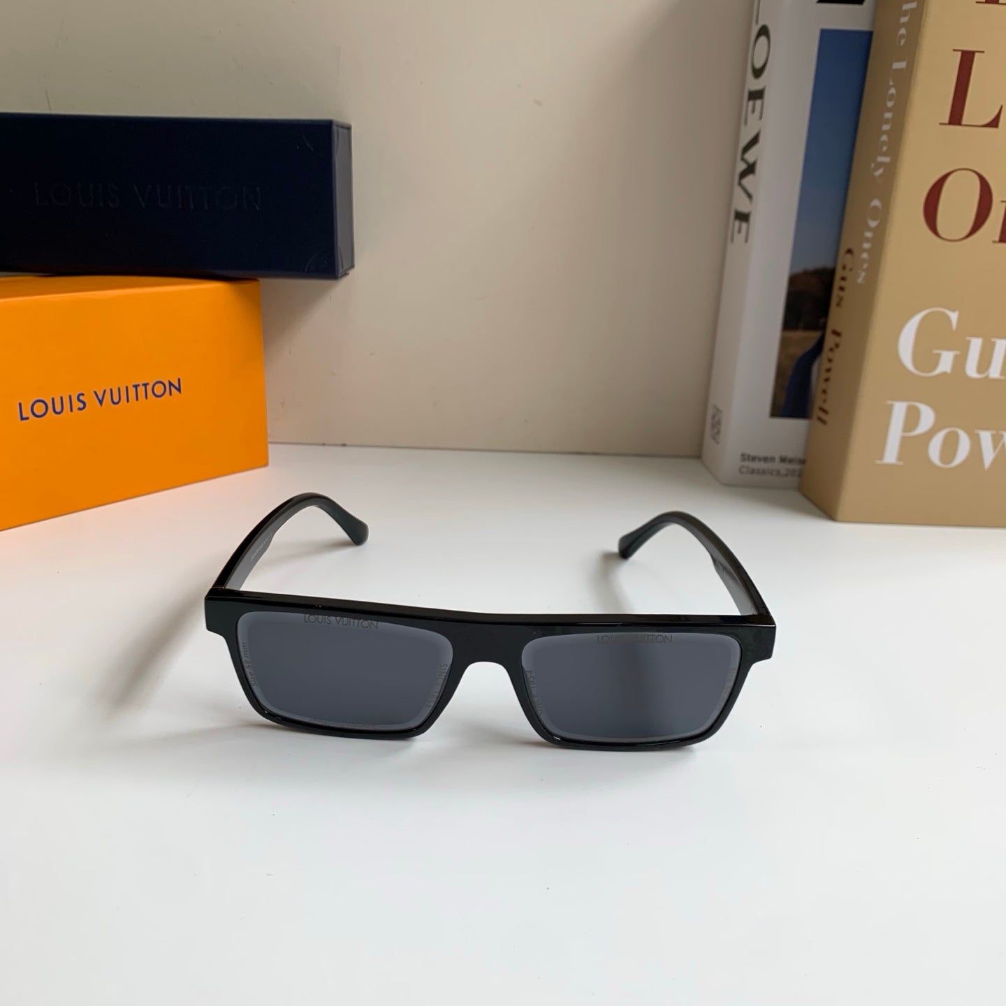 Louis Vuitton Square Gray Lens Sunglasses for Men & Women - 132199 - detail image 5