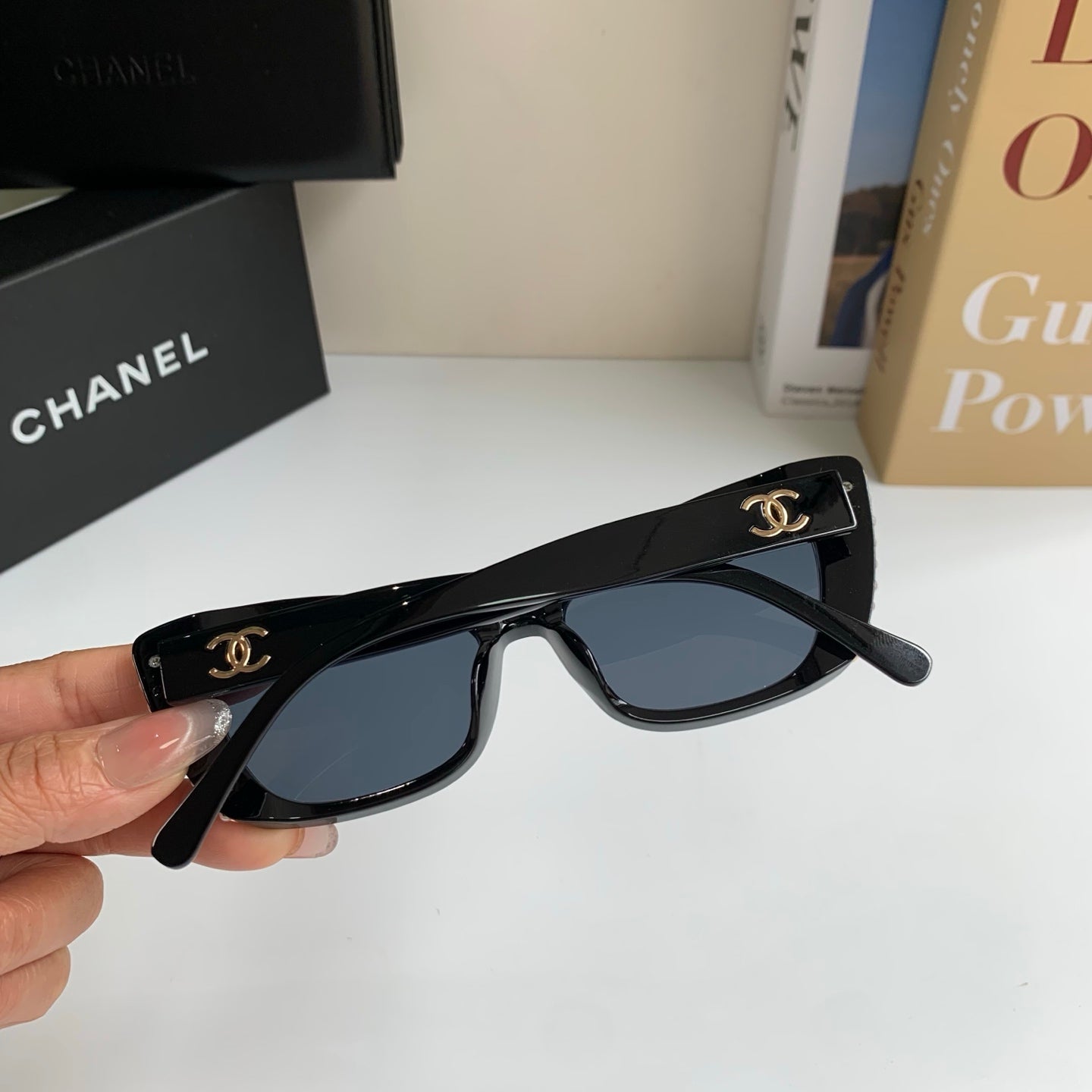 Chanel Fashion Silver Lens Sunglasses for Men & Women - 382207 - detail image 9
