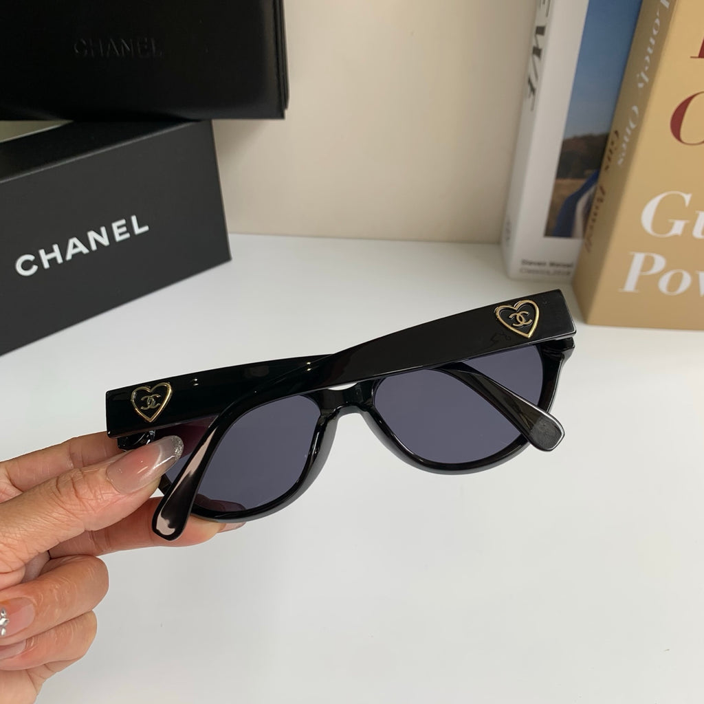 Chanel Fashion Black Lens Sunglasses for Men & Women - 398575 - detail image 7