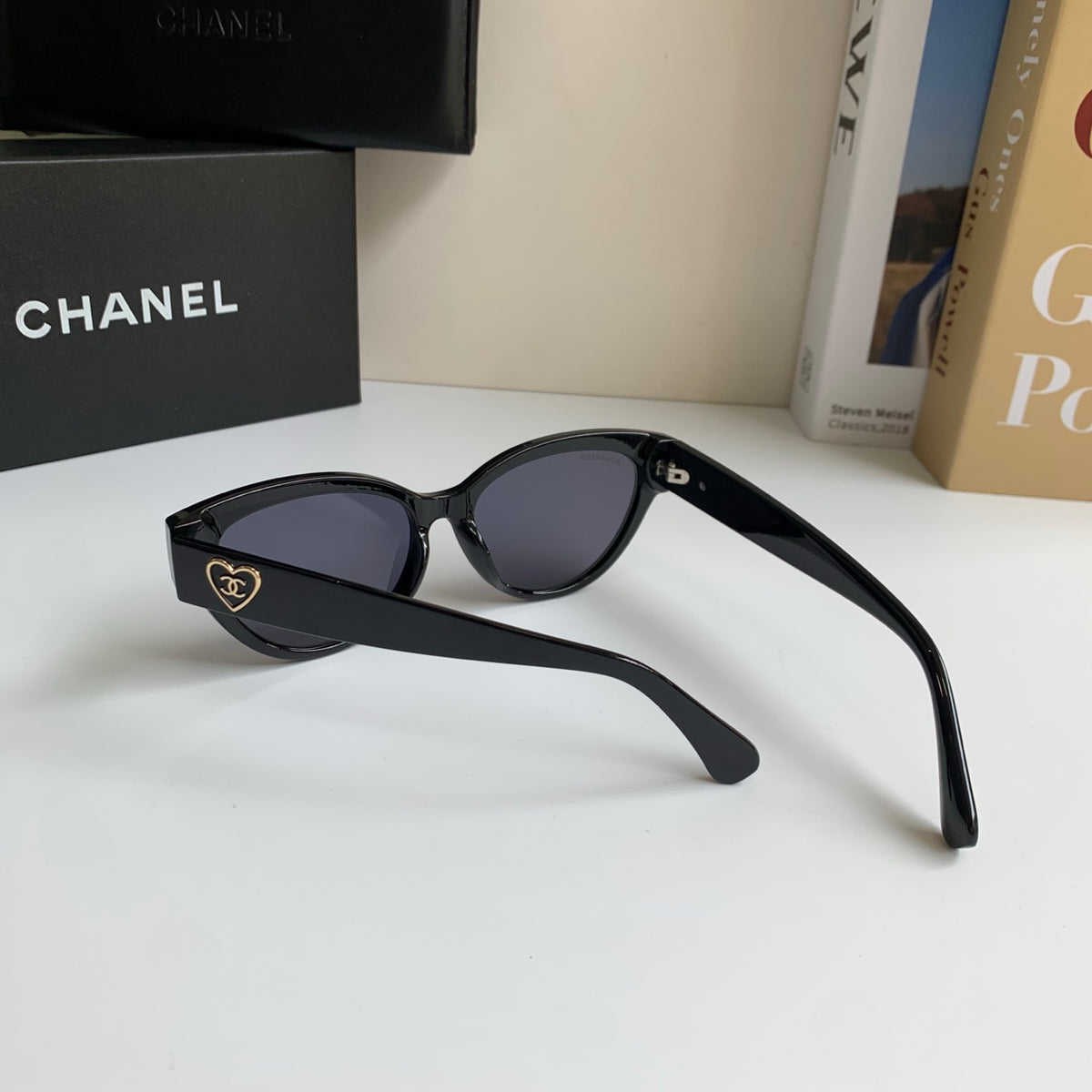 Chanel Fashion Black Lens Sunglasses for Men & Women - 398575 - detail image 8
