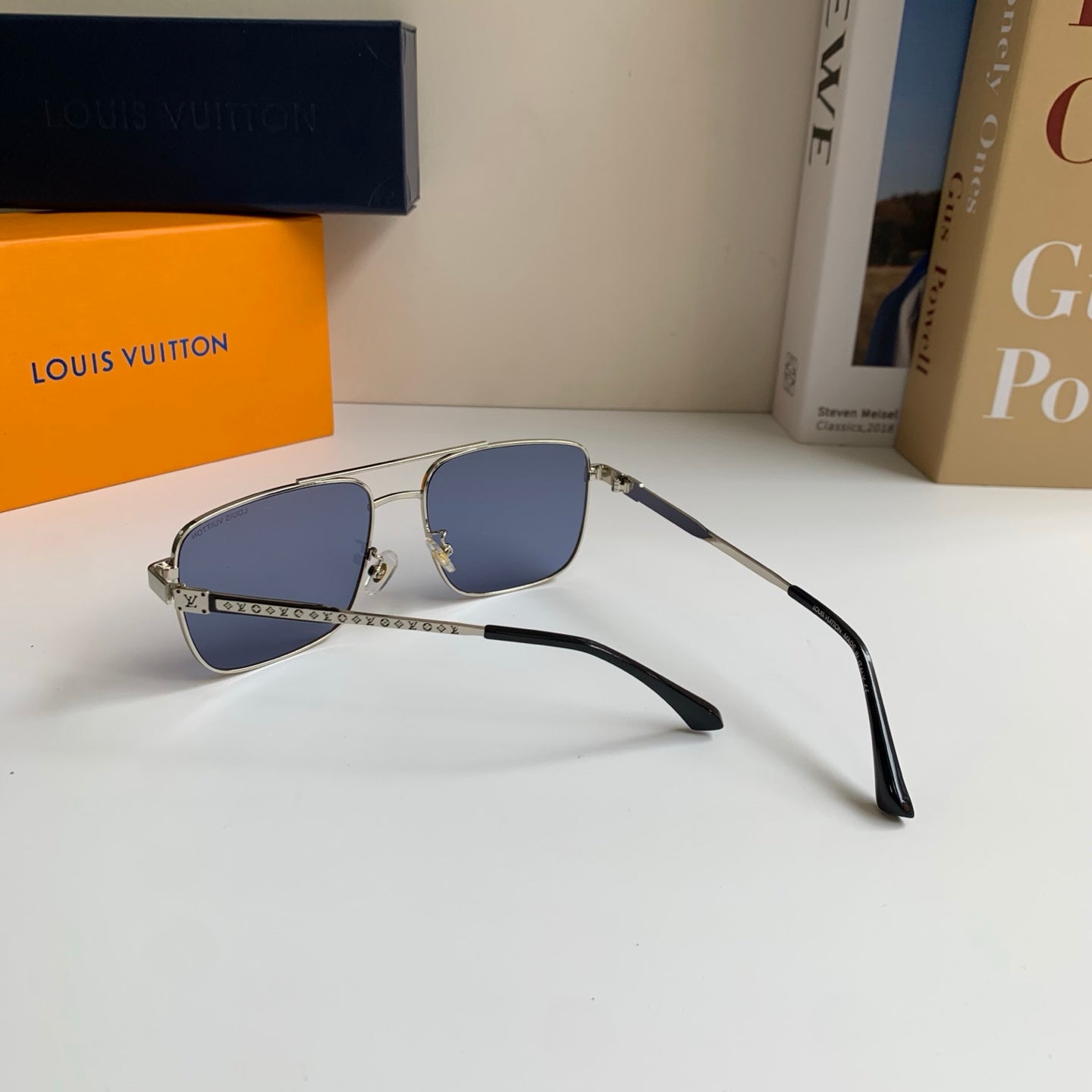 Louis Vuitton Metal Square Blue Lens Sunglasses for Men & Women - 398238 - detail image 6