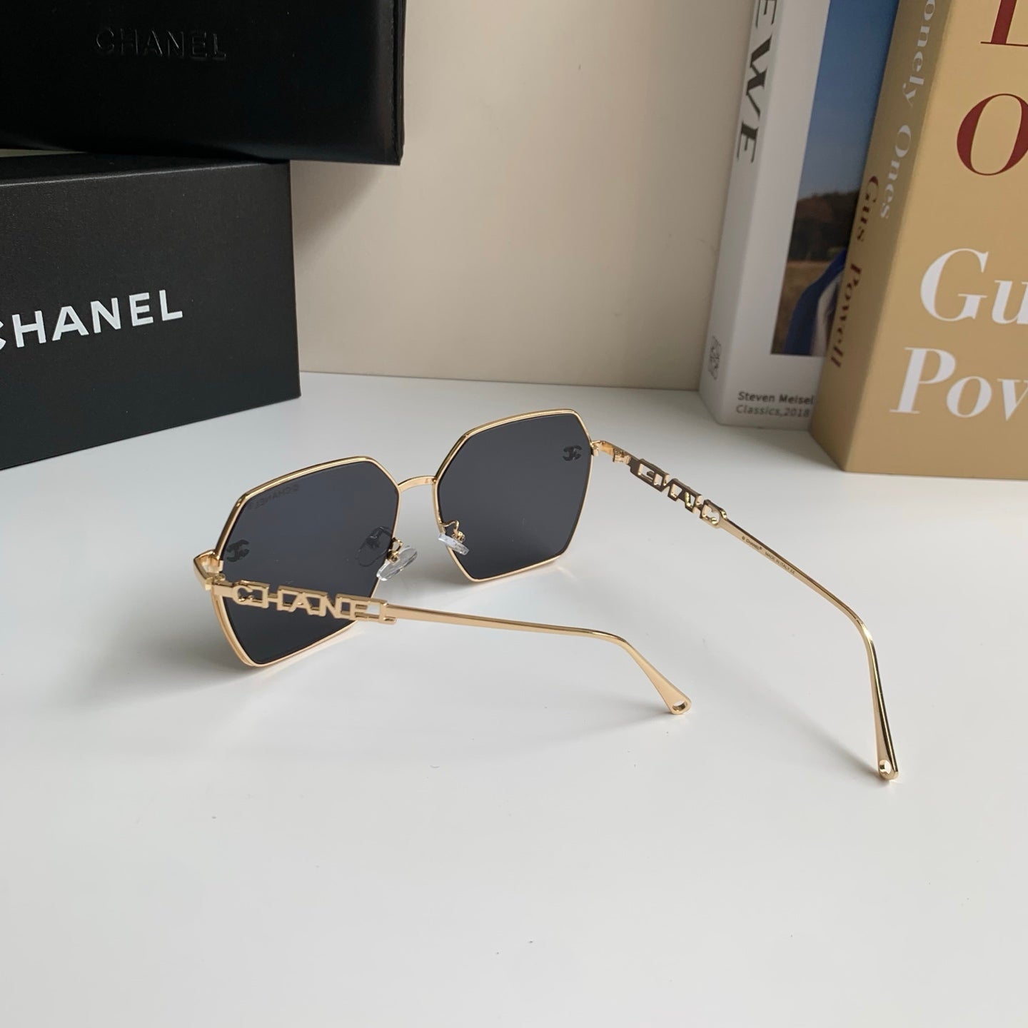Chanel Metal Fashion Silver Lens Sunglasses for Men & Women - 493516 - detail image 8