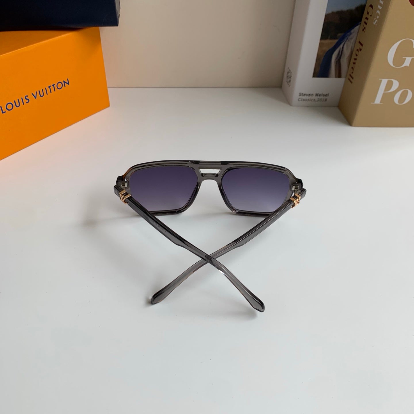 Louis Vuitton Square Silver Lens Sunglasses for Men & Women - 486148 - detail image 9