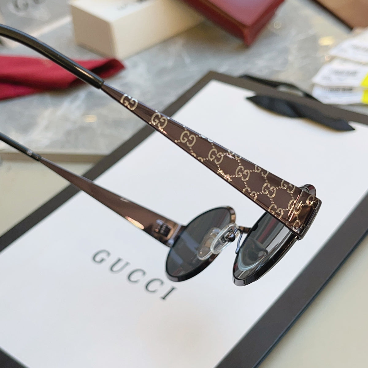 Gucci GG1854S Fashion Black Lens Sunglasses for Men & Women - 431392 - detail image 5