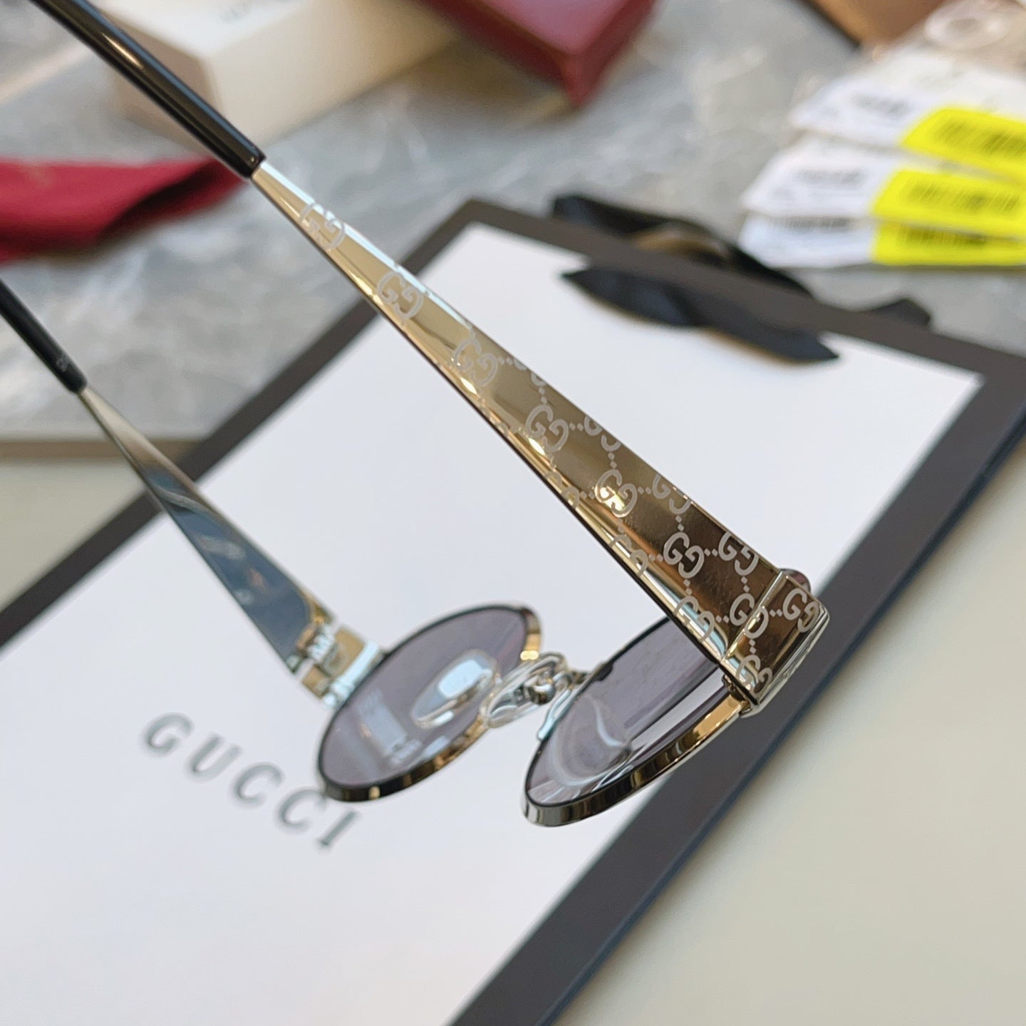Gucci GG1854S Fashion Brown Lens Sunglasses for Men & Women - detail image 6