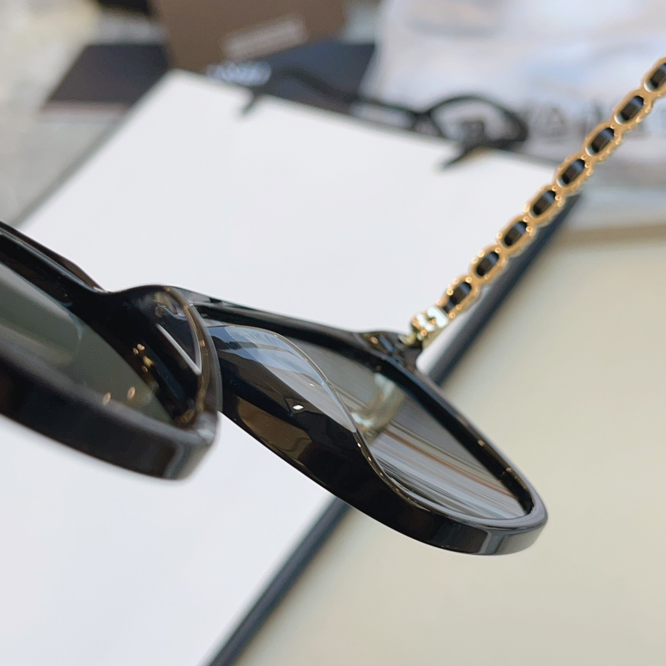 Chanel 3435-Q-A Fashion Black Lens Sunglasses for Men & Women - detail image 4