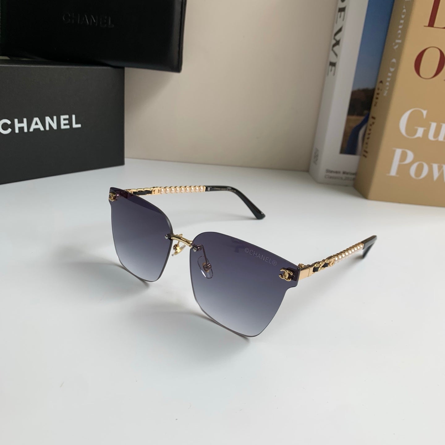 Chanel Oversized Silver Lens Sunglasses for Men & Women - 357998 - detail image 2