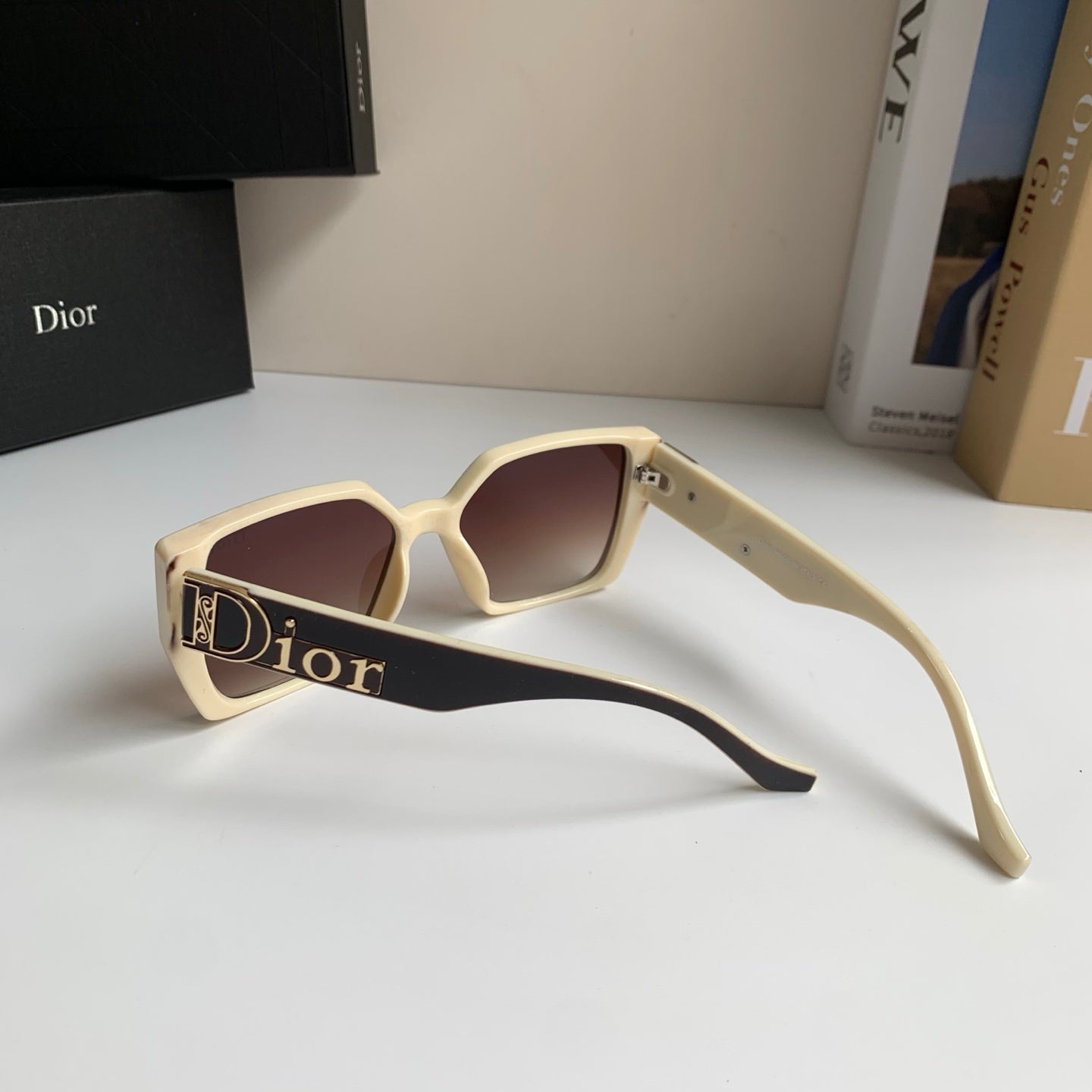 Dior Polarized Square Red Lens Sunglasses for Men & Women - 465396 - detail image 8