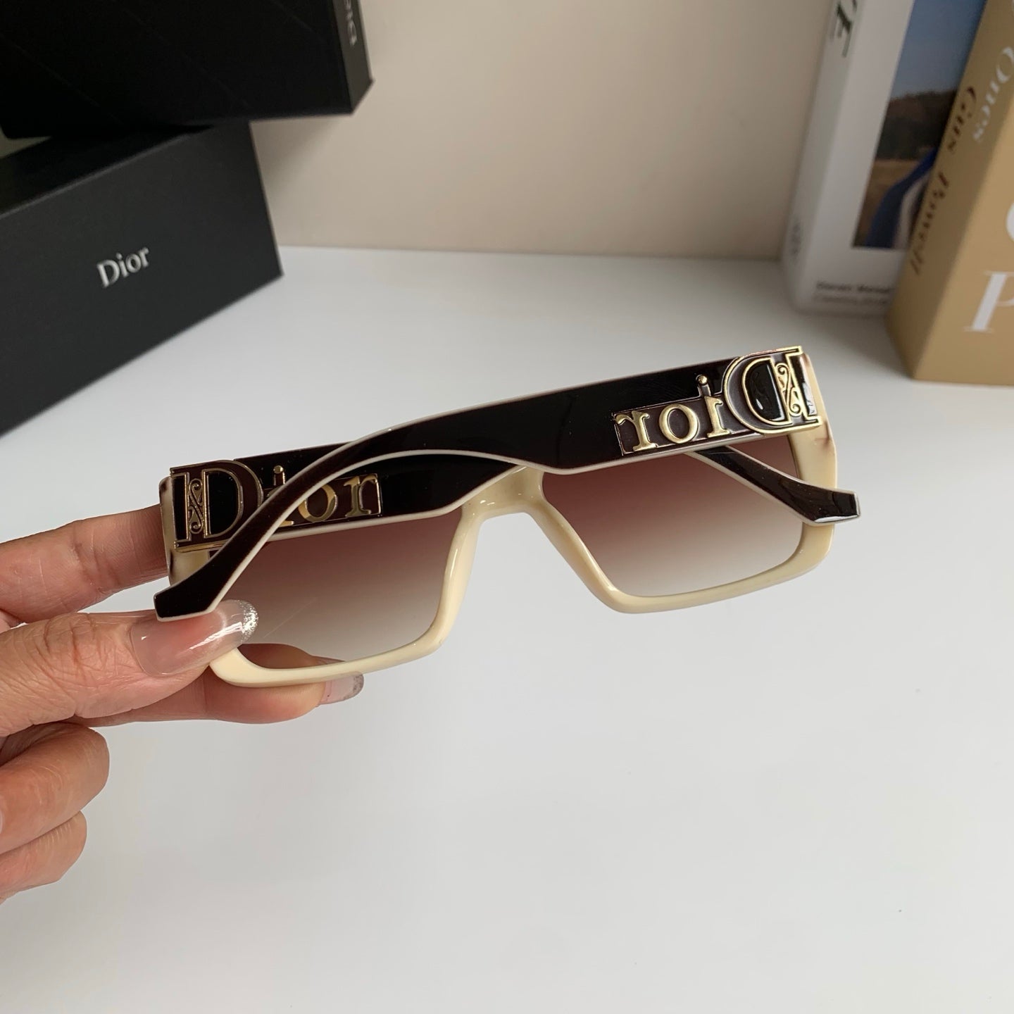 Dior Polarized Square Red Lens Sunglasses for Men & Women - 465396 - detail image 6