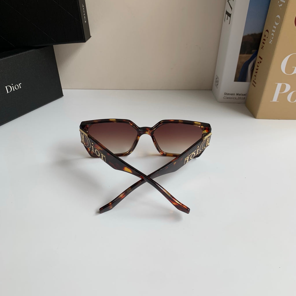 Dior Polarized Square Red Lens Sunglasses for Men & Women - 371931 - detail image 6