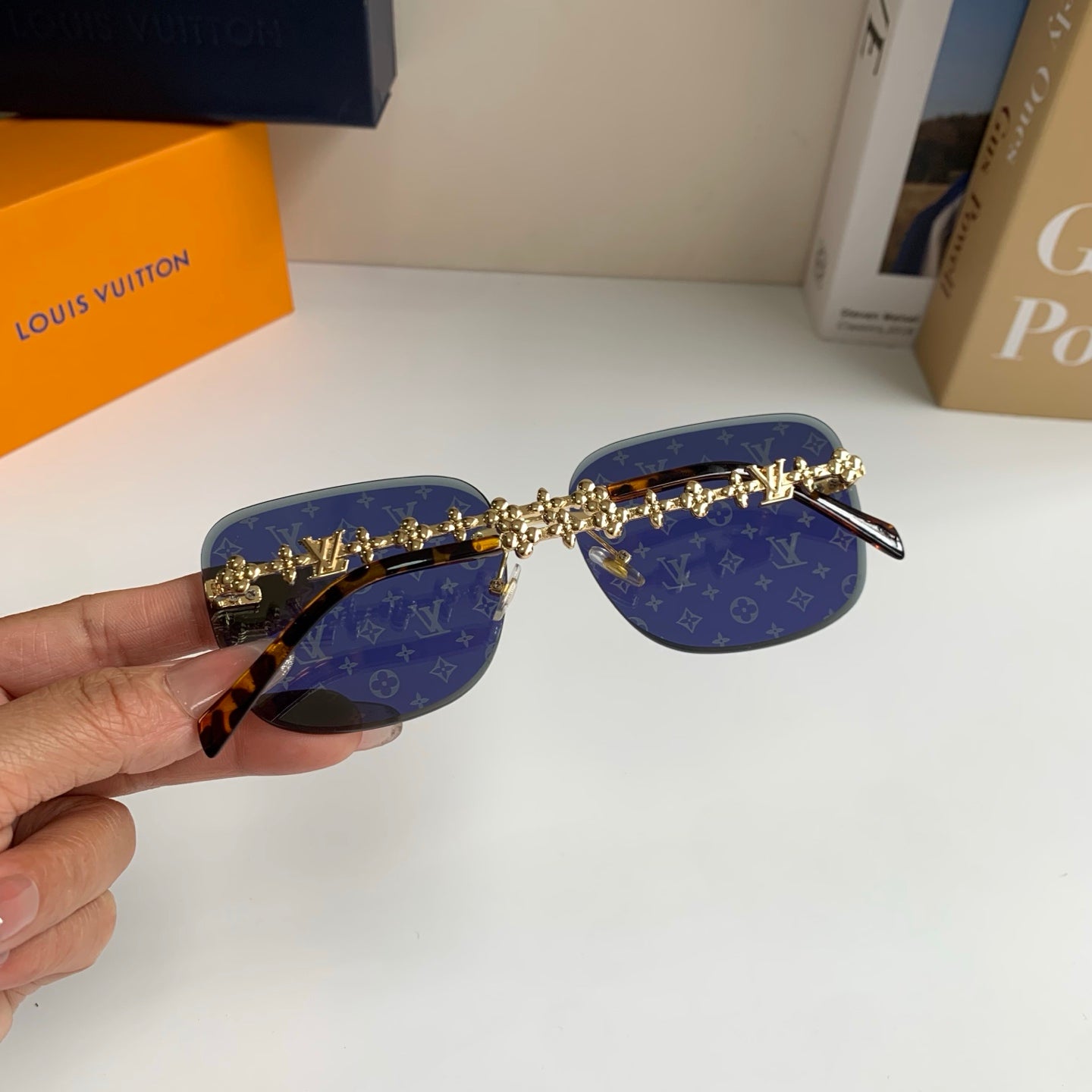 Louis Vuitton Square Silver Lens Sunglasses for Men & Women - 381755 - detail image 6