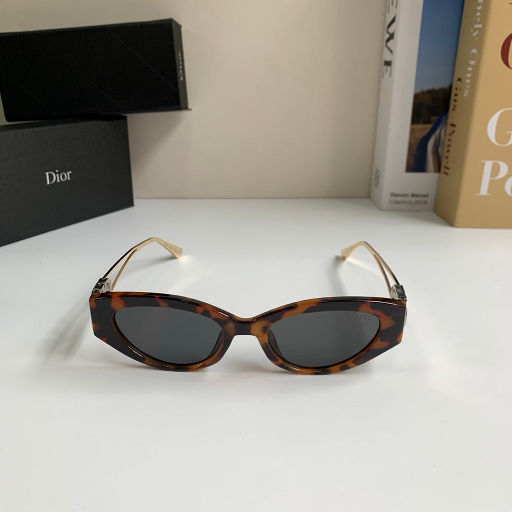 Dior Cat-Eye Silver Lens Sunglasses for Men & Women - 398760 - detail image 3