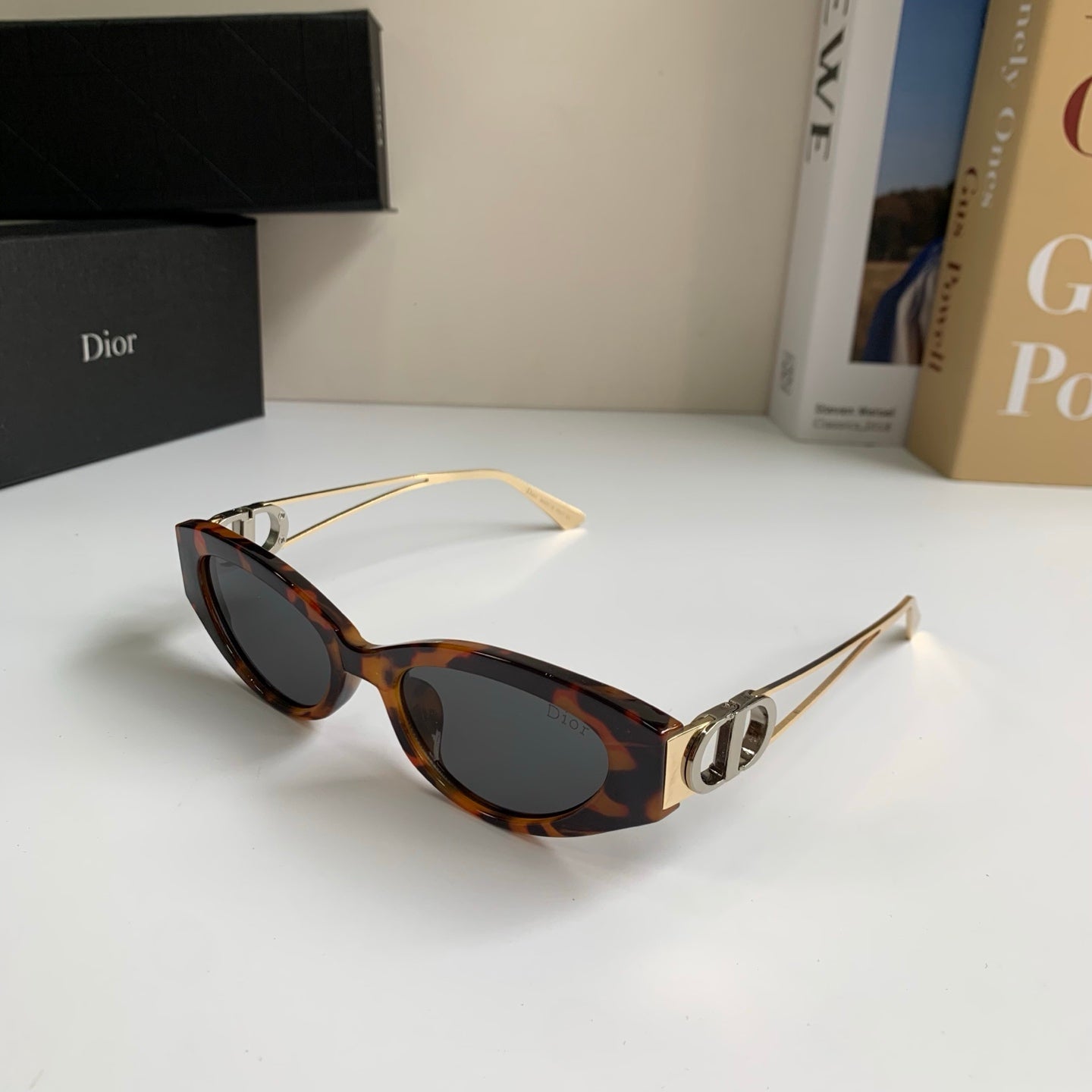 Dior Cat-Eye Silver Lens Sunglasses for Men & Women - detail image 2