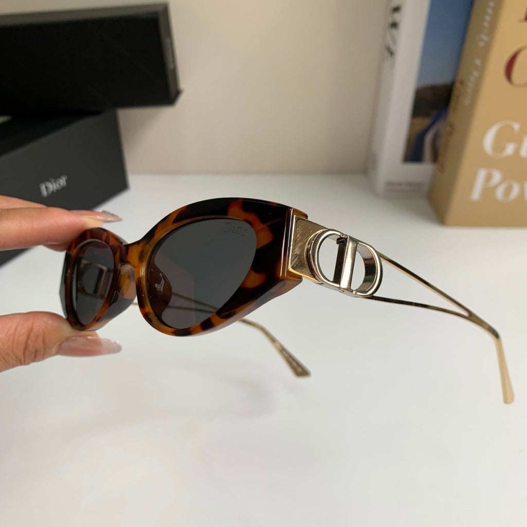 Dior Cat-Eye Silver Lens Sunglasses for Men & Women - 398760 - detail image 6