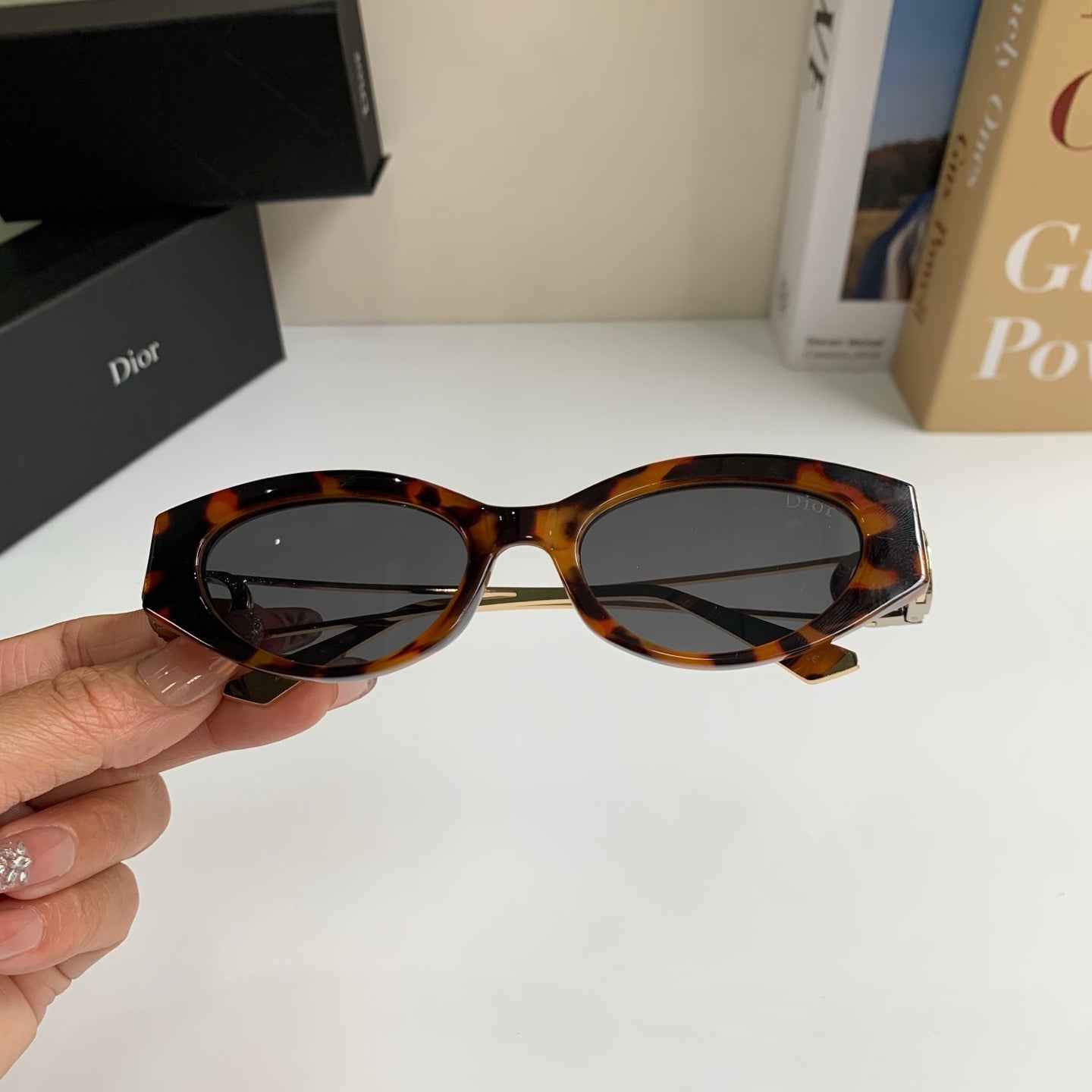 Dior Cat-Eye Silver Lens Sunglasses for Men & Women - detail image 4