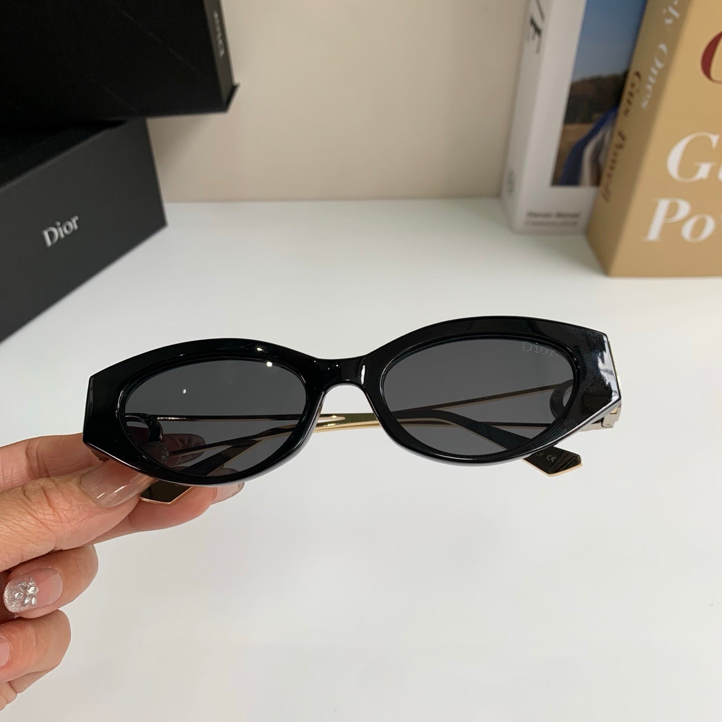 Dior Cat-Eye Silver Lens Sunglasses for Men & Women - 486806 - detail image 3