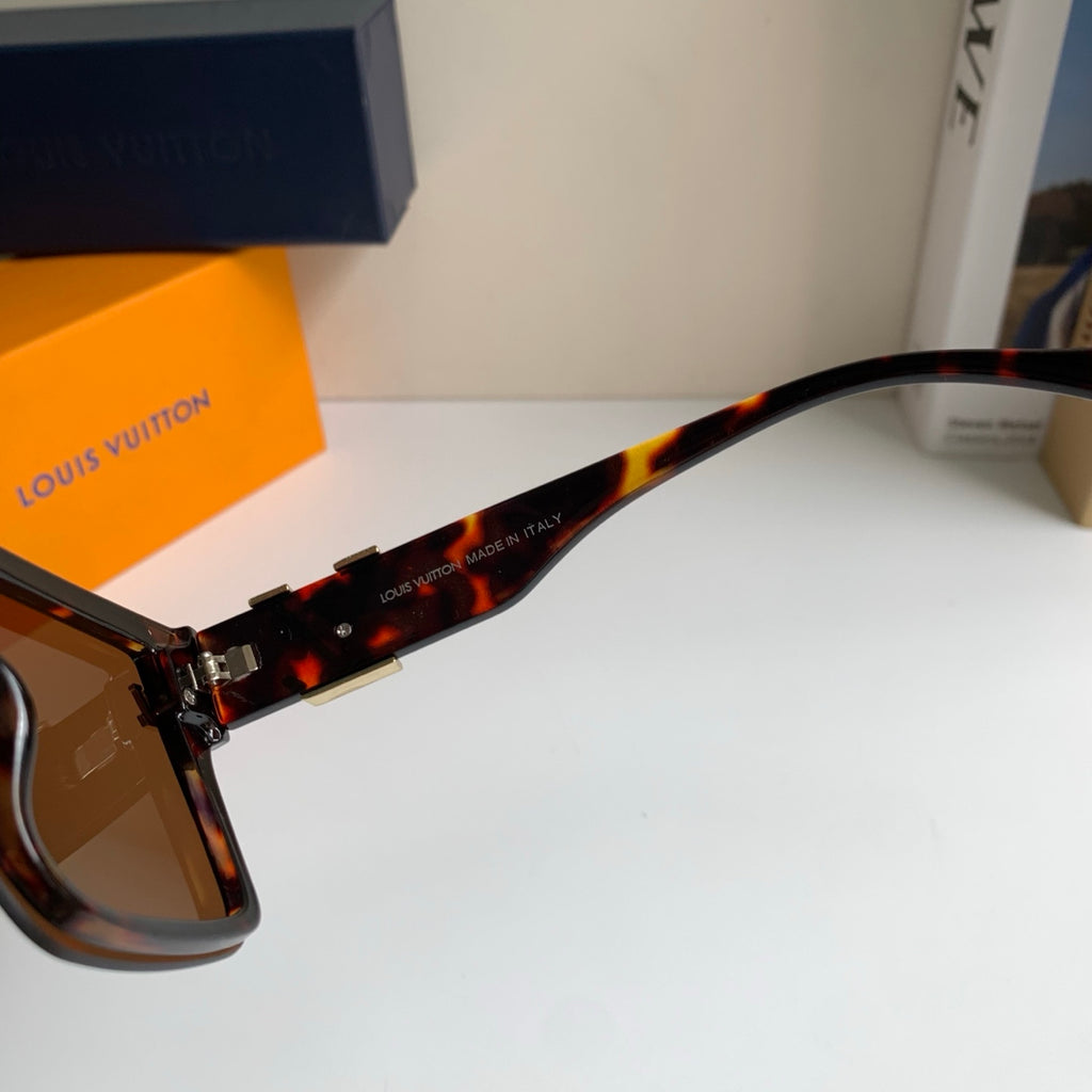 Louis Vuitton Square Black Lens Sunglasses for Men & Women - 414937 - detail image 7