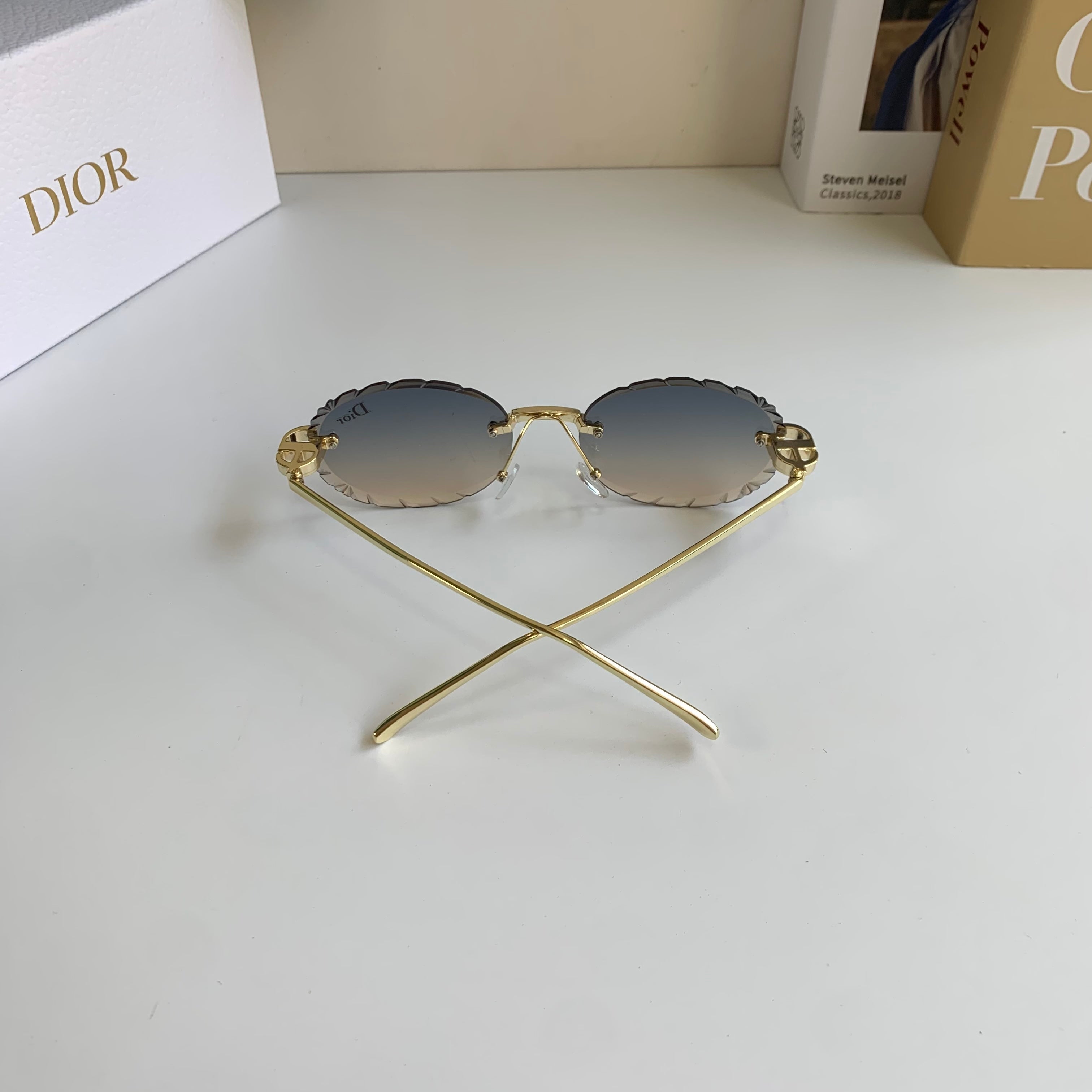 Dior Polarized Round Silver Lens Sunglasses for Men & Women - 382462 - detail image 8