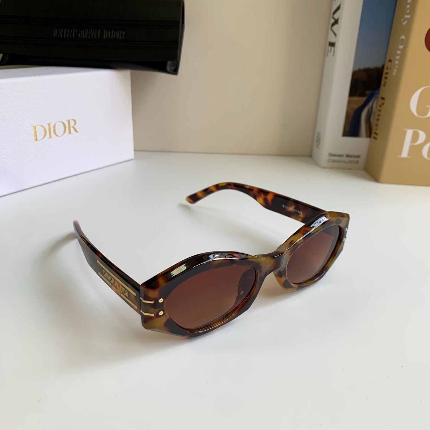 Dior Polarized Cat-Eye Black Lens Sunglasses for Men & Women - 465406