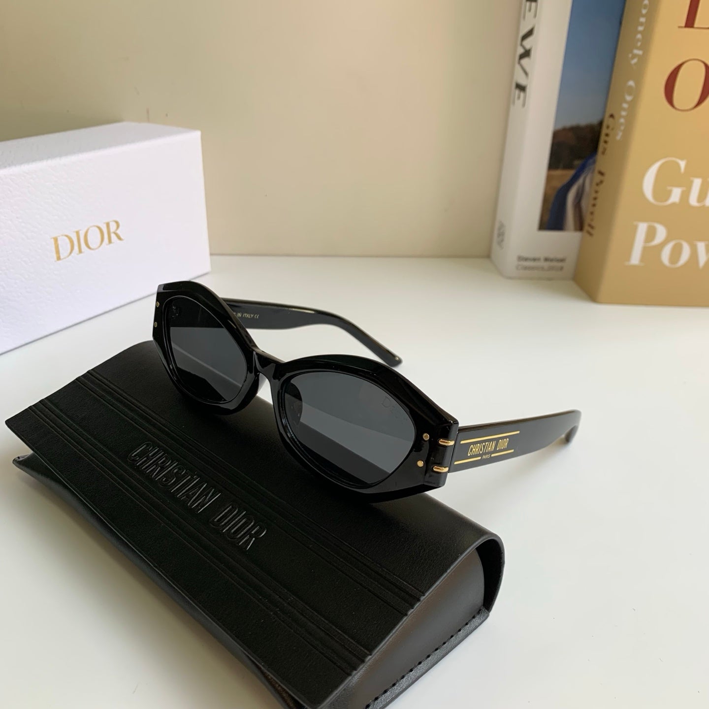 Dior Polarized Cat-Eye Black Lens Sunglasses for Men & Women - 465407 - detail image 5