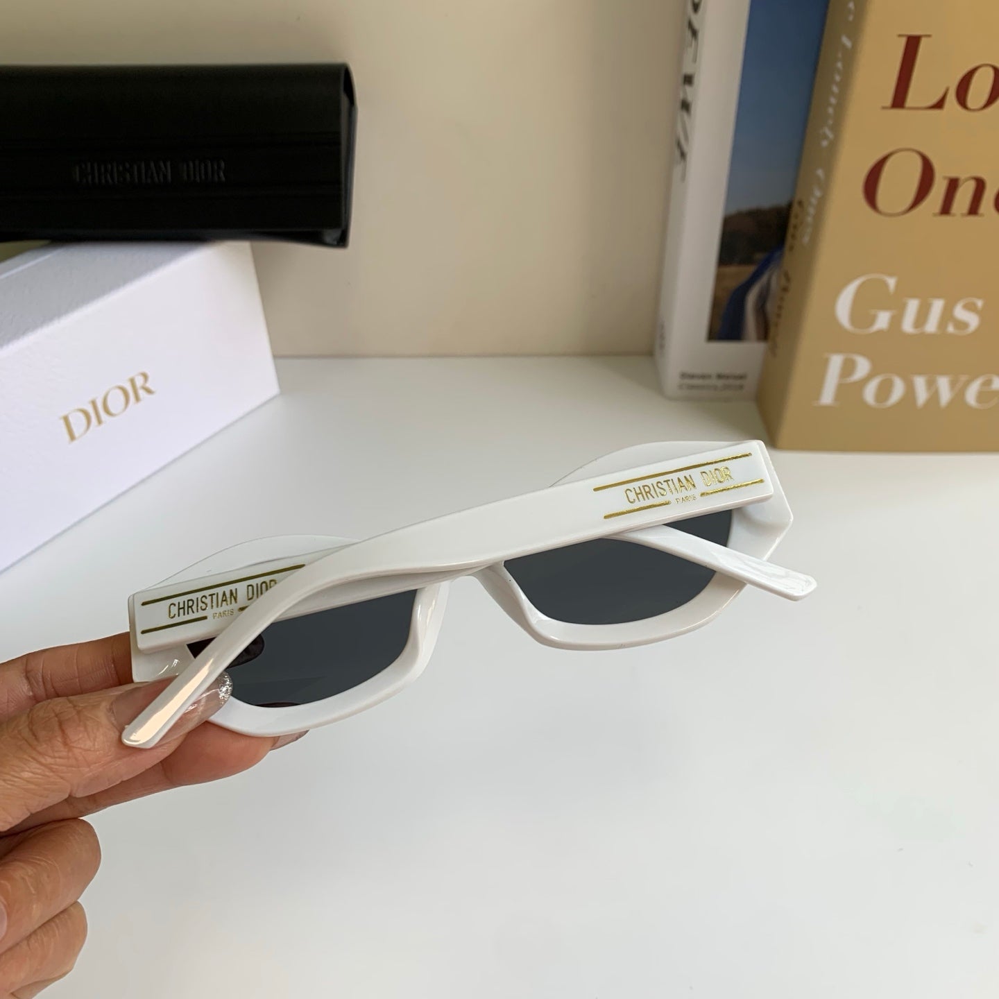 Dior Polarized Cat-Eye Silver Lens Sunglasses for Men & Women - detail image 6